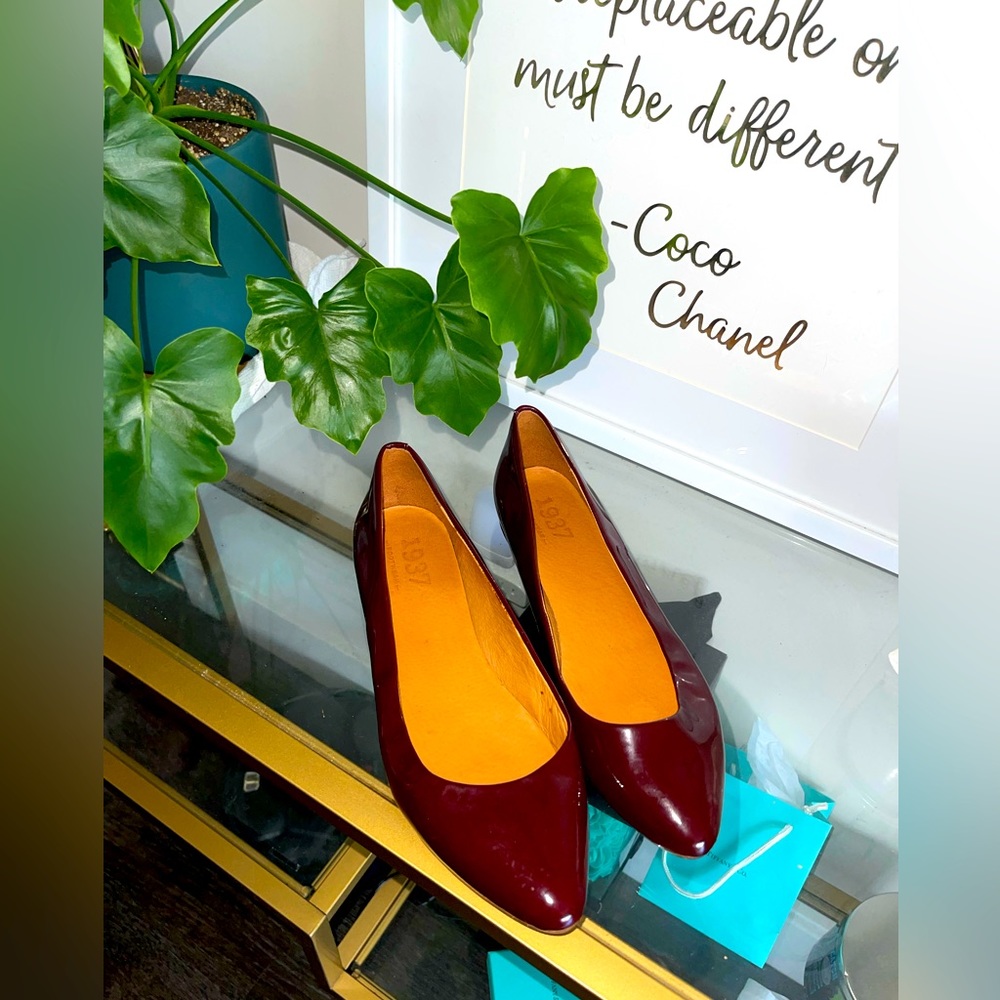Maroon Flats